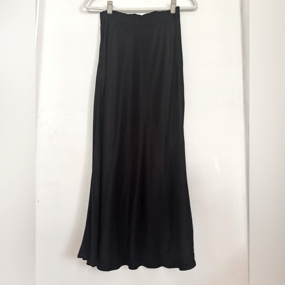 Bella Dahl Size Medium black A-Line long skirt - Picture 1 of 6